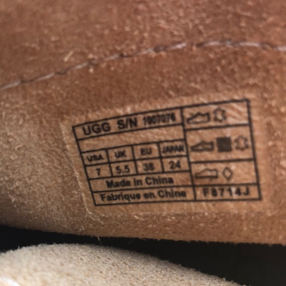 UGG ankle booties - Picture 5 of 5